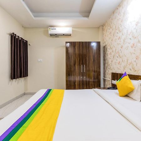 Hotel Treebo Trip Namaste Indore Exterior foto