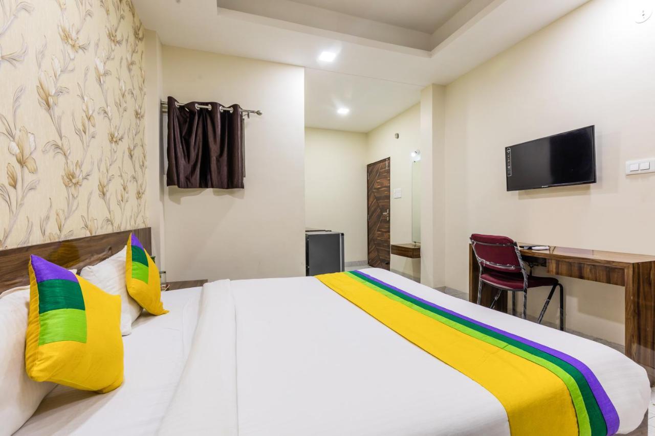 Hotel Treebo Trip Namaste Indore Exterior foto