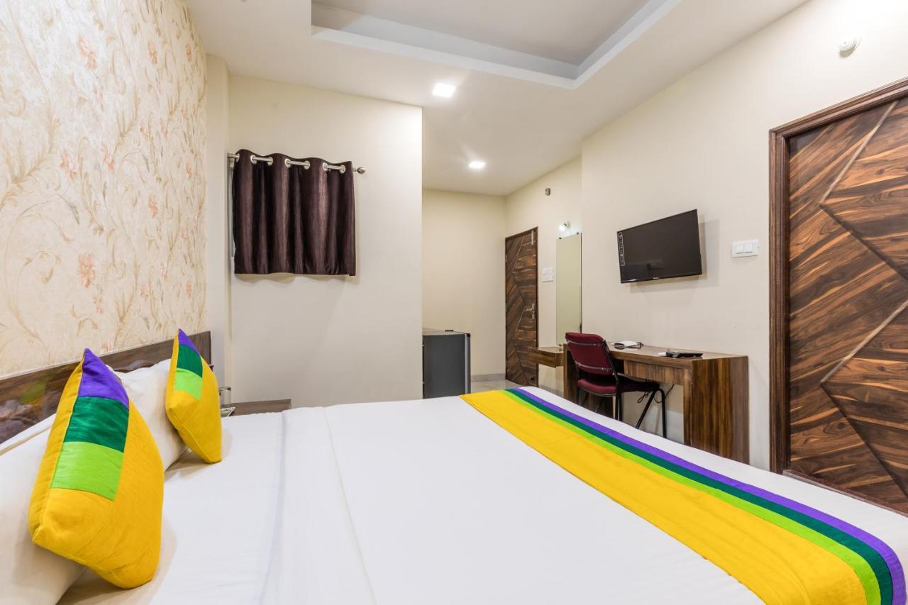 Hotel Treebo Trip Namaste Indore Exterior foto